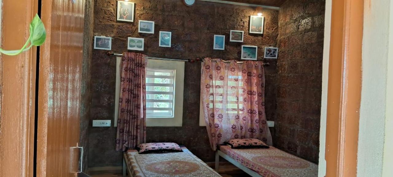 Riverstone Riverfront Stay Gokarna  Værelse billede