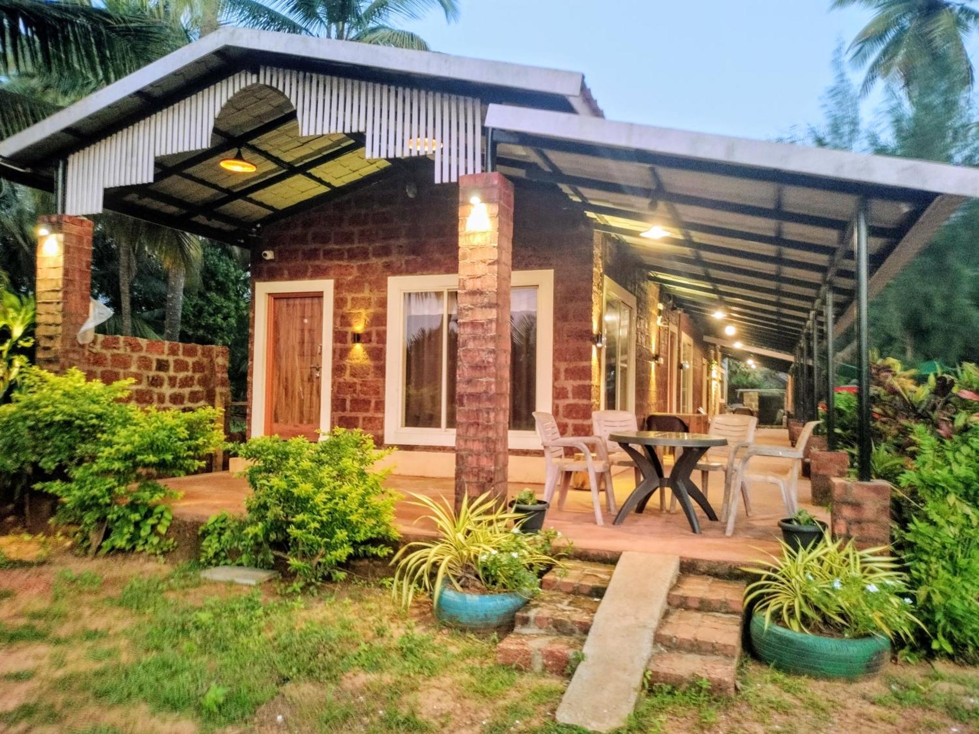 Riverstone Riverfront Stay Gokarna  Eksteriør billede